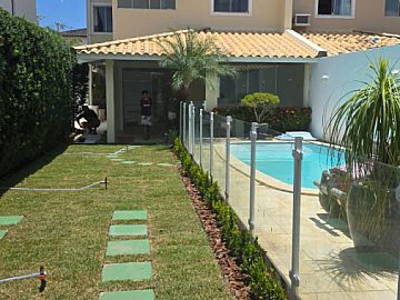 Casa Solta 3/4 e 2 su�tes Piscina Privativa . Vilas Atl�ntico