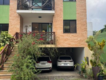 Casa Triplex � Venda